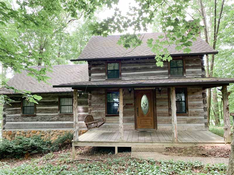 outside front my old kentucky hideaway outside front